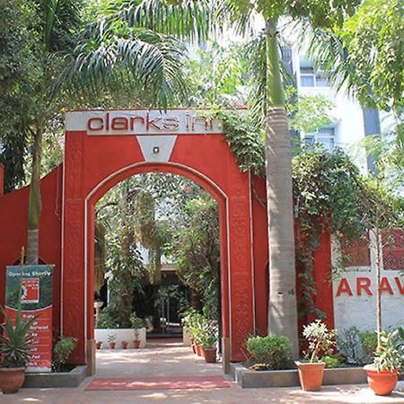 Aravali Clarks Inn Alwar Exteriör bild