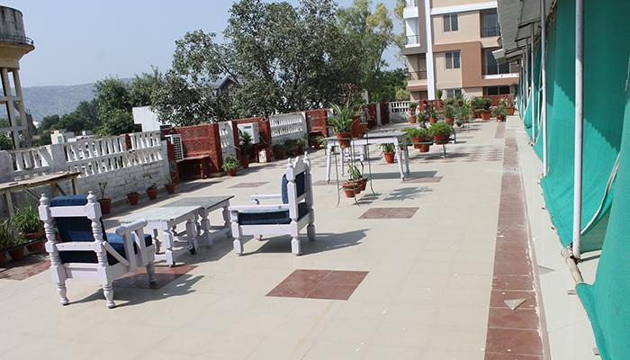 Aravali Clarks Inn Alwar Exteriör bild