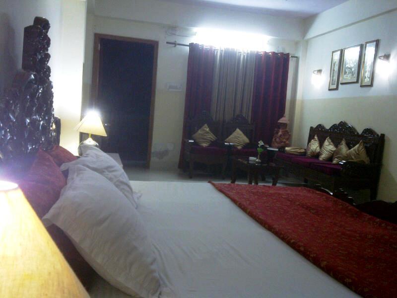Aravali Clarks Inn Alwar Rum bild