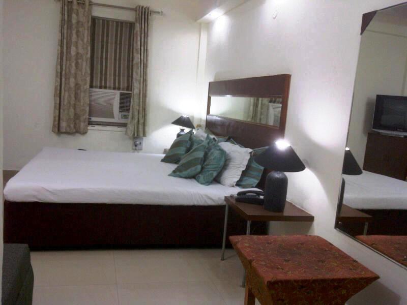 Aravali Clarks Inn Alwar Exteriör bild