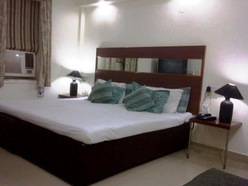 Aravali Clarks Inn Alwar Exteriör bild